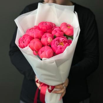 Букет с пионами 9 шт (код  29700)